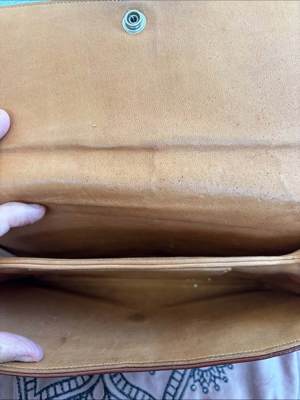 Vintage Champion Brown Leather Clutch Wallet - Sleek Everyday Carry